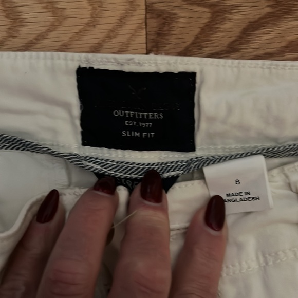 American Eagle Embroidered Short - Picture 4 of 4